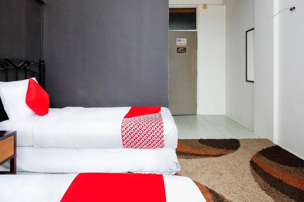 Oyo 559 アスラー ブティック ホテル コタバル エクステリア 写真